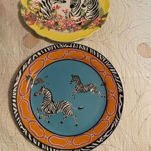 Anthropologie Printed Plates!!
Super cute patterns